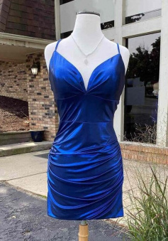 A Line Royal Blue Pleated Tight Homecoming Dress