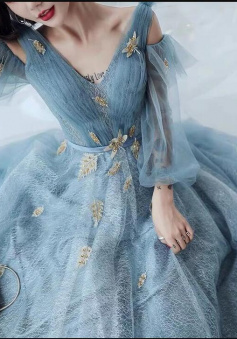 Beautiful a line tulle lace prom dress