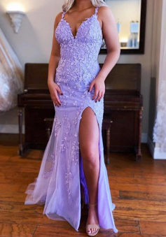 A Line V Neck Purple Lace Long Prom Evening Dresses