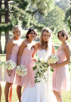 Elegant Sweetheart A-line Short Pink Chiffon Bridesmaid Dress