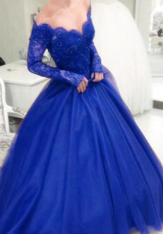 A Line Long Sleeve Lace Long Prom Dresses