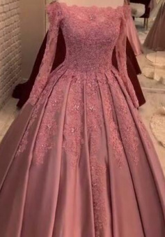 Vintage Lace Dusty Rose Pink Quinceanera Prom Dress With Long Sleeves