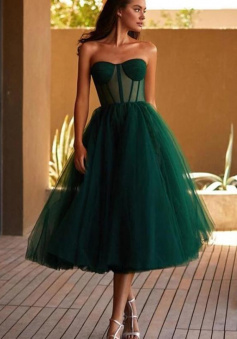 Simple Dark Green Tulle Knee Length Homecoming Dresss