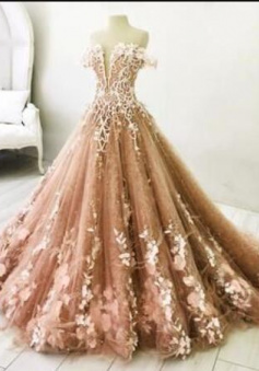Off Shoulder Tulle Lace Embroidery Ball Gown Prom Dresses