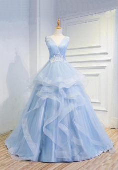 Sweetheart Baby Blue Organza V neck Prom Gowns