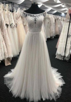 A Line light champagne tulle long prom dress with lace