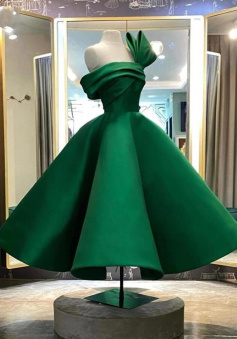 Sexy Evening Dresses Green Satin Pleats Puffy Short Prom Gowns