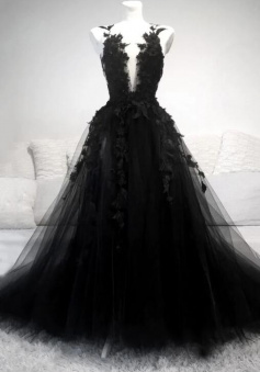 Mermaid Black V Neck Lace Long Prom Dress