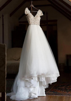 Simple Cap Sleeve Appliques Lace Tulle Prom Dress