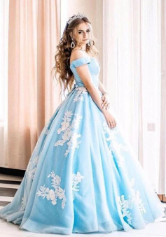 Off The Shoulder Lace Embroidery Ball Gown Prom Dresses