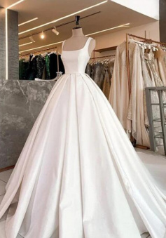 Simple Ball Gown prom dress for women