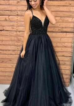 A Line Black Tull Beads Long Prom Dresses