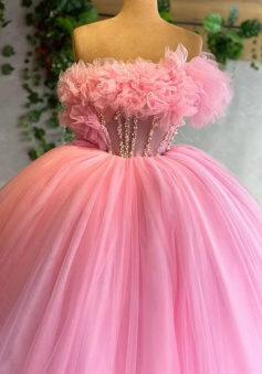 Elegant Pink Tulle A Line Prom Dress with beading