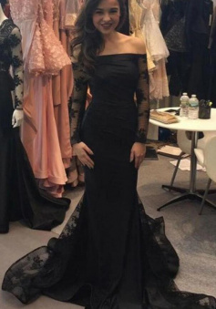 Mermaid Lace Long Sleeves Black Prom Dress