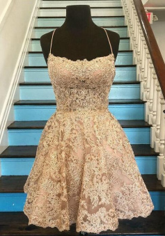 Charming Gold Short Lace Homecoming Dresses