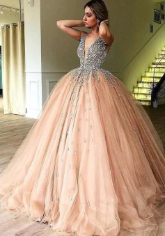 Vintage Ball Gown V Neck SleevelessTulle Prom Dresses Quinceanera Dress With Beading