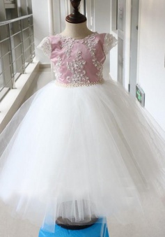 Charming Jewel Sleeveless Short White Flower Girl Dress with Lace Beading Pearls