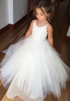 Ball Gown Spaghetti Straps Ivory Tulle Flower Girl Dress with Appliques