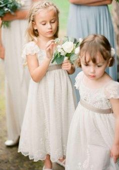 A-Line Square Cap Sleeves Ivory Lace Flower Girl Dress with Sash