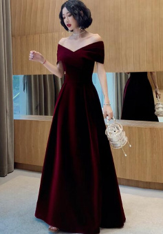 Elegant A Line Velvet Long Prom Dresses