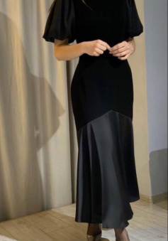 Elegant Black Modest Prom Dress  