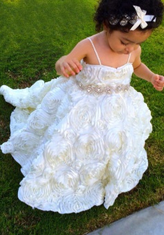 A-Line Spaghetti Straps White Organza Flower Girl Dress with Bowknot Beading