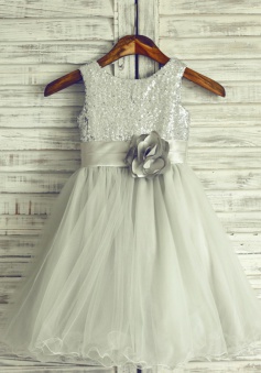 A-Line Round Neck Grey Tulle Flower Girl Dress with Flower