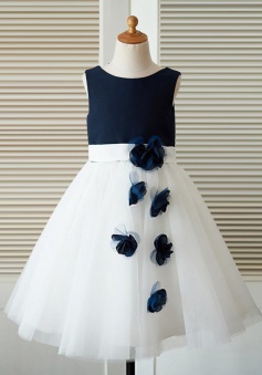 A-Line Jewel White Flower Girl Dress with Flowers