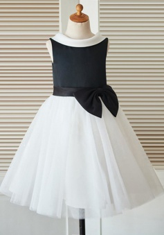 A-Line Jewel Open Back White Flower Girl Dress with Appliques