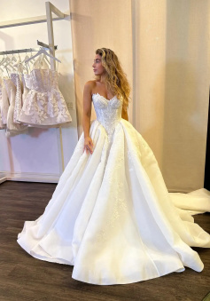 A-line Wedding Dress Sweetheart Bridal Gowns Lace Appliques Bride Dresses     