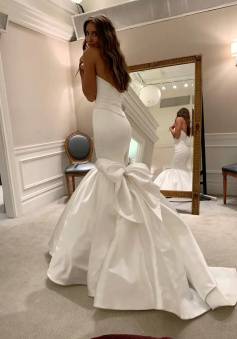 Mermaid Strapless Long Sleeveless Simple Wedding Dresses    