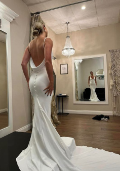 V-Neck Sleeveless Mermaid White Wedding Dress Spaghetti Straps Backless Bridal Gown    