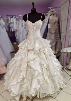 A Line Long Satin Lace Wedding Dress Spaghetti Straps Bridal Gown   