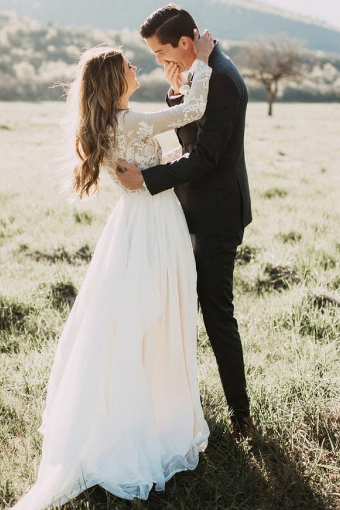 long sleeve chiffon wedding dress