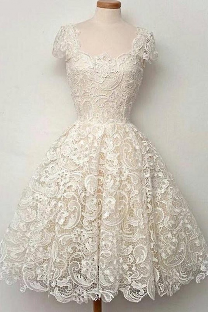 Vintage Lace Capped Sleeves Prom Dresses