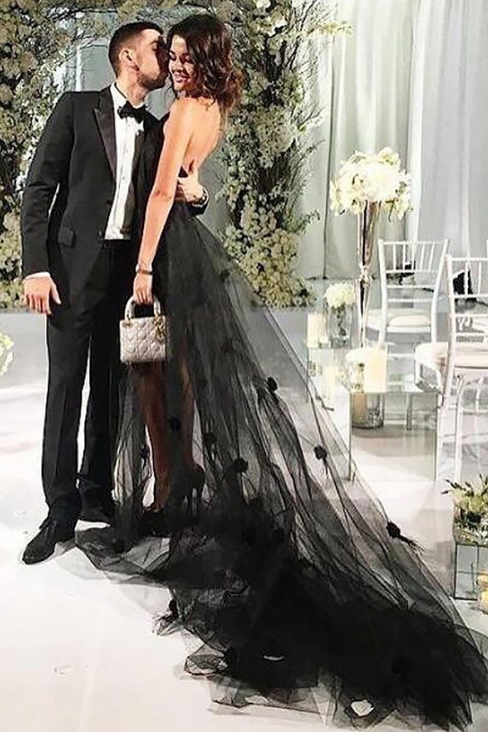 black tulle prom dress