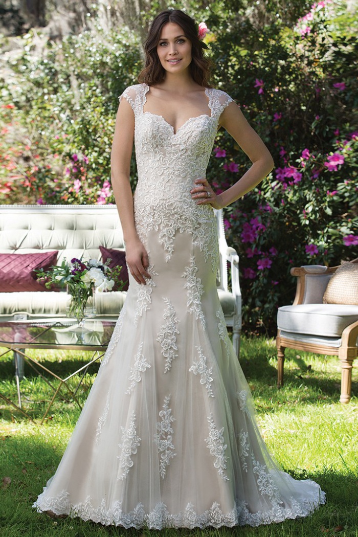 cap sleeve mermaid wedding dress