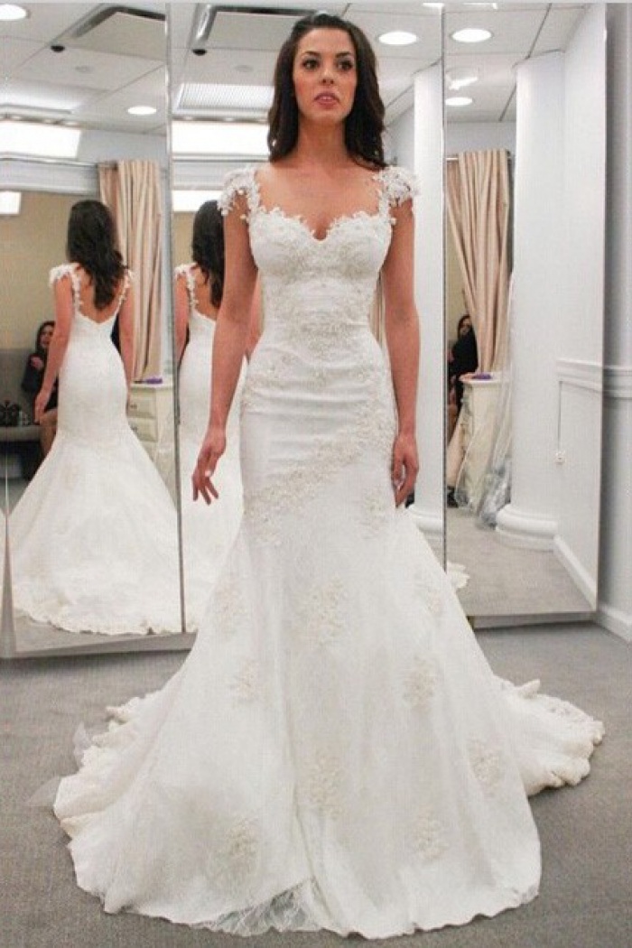 lace sweetheart mermaid wedding dress