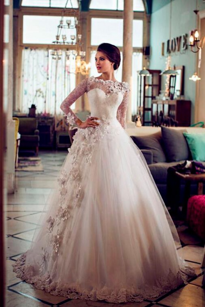 beautiful puffy wedding dresses