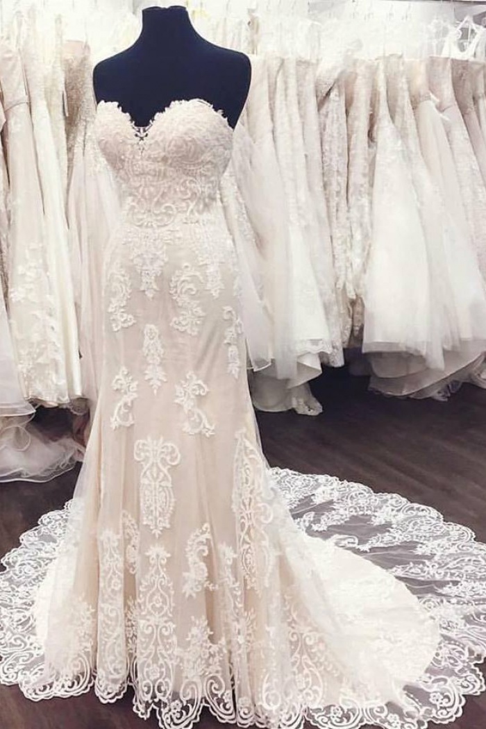 simple sweetheart wedding dress