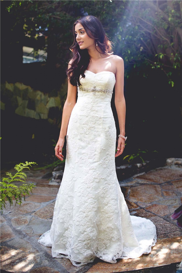 strapless lace bridal gowns