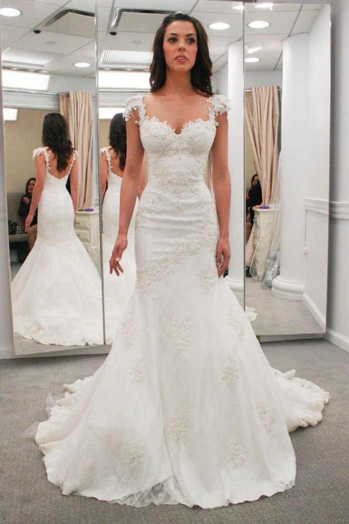 lace trumpet bridal gowns