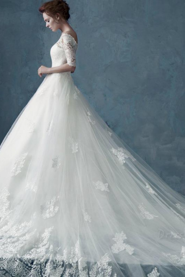 elbow sleeve wedding dress