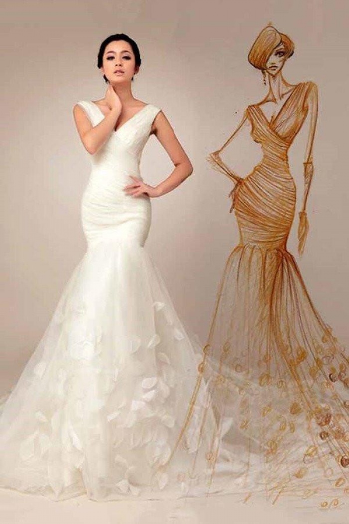 v neck mermaid wedding dress